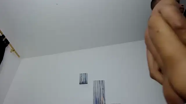 Snapshot of BrandonStond chatting on 10-10-25, 04:00 BrandonStond online show from 10-10-25, 04:00