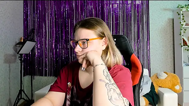 Seductive She Wolf online show from 03-20-25, 12:19