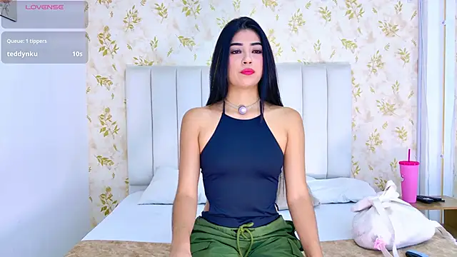 Snapshot of Mia-Monroe chatting on 01-13-26, 07:52 Mia-Monroe online show from 01-13-26, 07:52