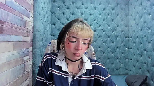 Samantha Smiith online show from 11-26-25, 04:13