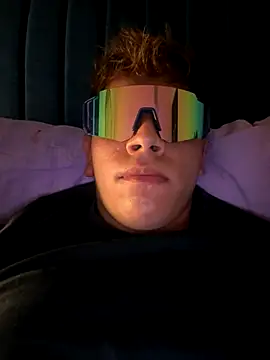 calleaaaa online show from 10-22-25, 09:58