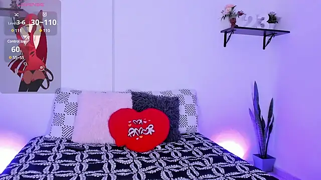 AlanaJohnson  online show from 03-05-25, 06:34