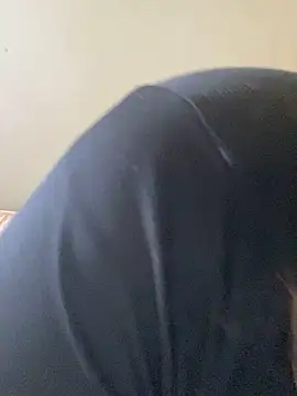 yassminsexy22 online show from 03-29-26, 01:55