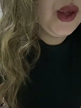 yassminsexy22 online show from 04-01-26, 01:23