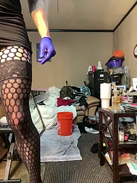 Snapshot of UtopianMisfit1 chatting on 02-27-26, 09:42 UtopianMisfit1 online show from 02-27-26, 09:42