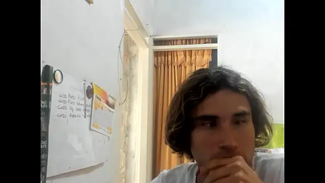 Snapshot of SophiaLevis chatting on 12-08-24, 05:55 SophiaLevis online show from 12-08-24, 05:55