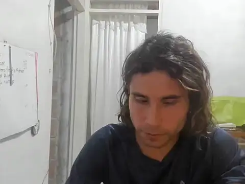 Snapshot of SophiaLevis chatting on 02-23-25, 11:58 SophiaLevis online show from 02-23-25, 11:58