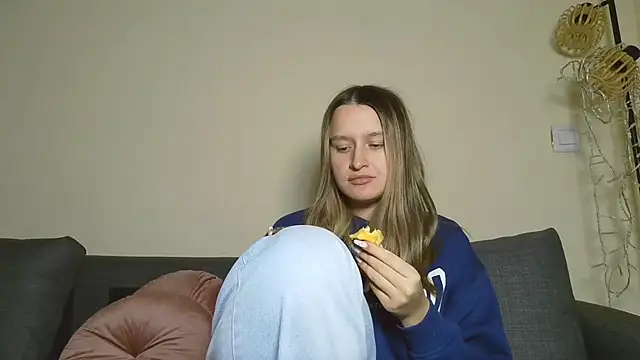 Submissive love online show from 12-15-24, 07:31