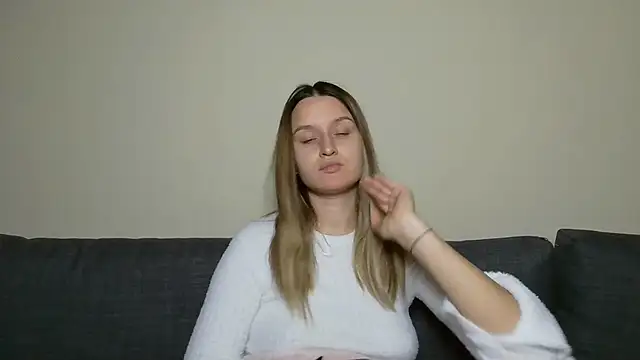 Submissive love online show from 01-06-25, 08:39