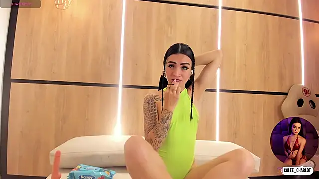 Snapshot of charlotte_colee chatting on 11-07-25, 11:54 charlotte colee online show from 11-07-25, 11:54