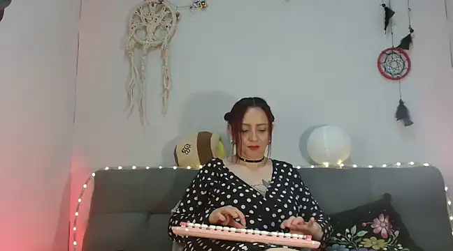 catalinamommyx online show from 02-20-25, 09:55