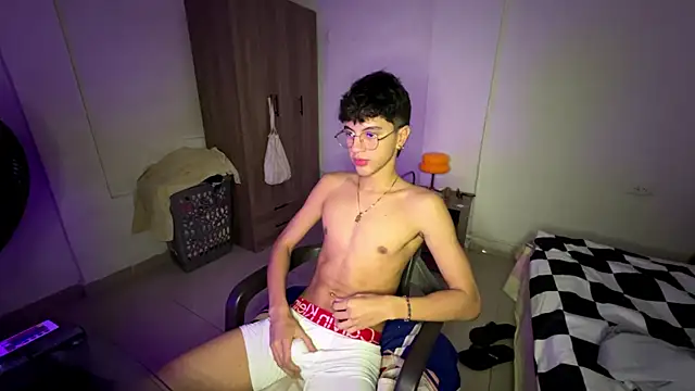 Angelligth online show from 10-14-25, 04:46