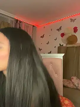 lina pink online show from 01-17-25, 03:45