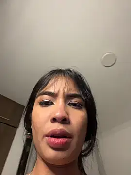 lina pink online show from 12-01-25, 06:07