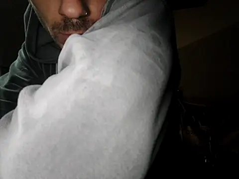 Snapshot of dangerman94 chatting on 12-17-25, 06:41 dangerman94 online show from 12-17-25, 06:41