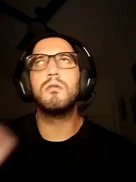 maxiporonga1 online show from 04-11-26, 03:55