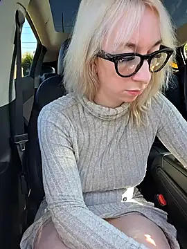 Snapshot of Giuliana_baby chatting on 03-02-25, 11:07 Giuliana baby online show from 03-02-25, 11:07