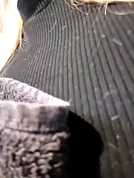 Snapshot of Giuliana_baby chatting on 03-03-25, 09:33 Giuliana baby online show from 03-03-25, 09:33