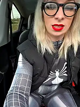 Snapshot of Giuliana_baby chatting on 03-10-25, 04:14 Giuliana baby online show from 03-10-25, 04:14