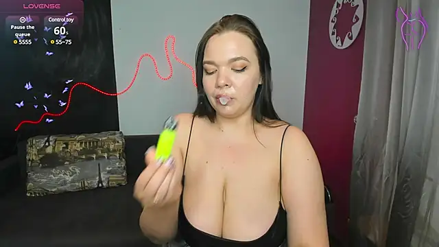 AnitaMays online show from 03-18-25, 02:26