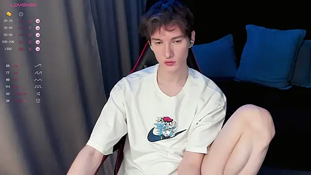 Snapshot of Unholy_Halo chatting on 01-30-25, 01:33 Unholy Halo online show from 01-30-25, 01:33