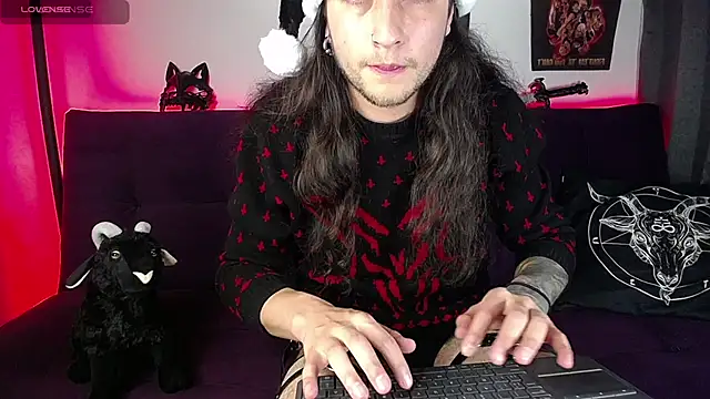 blckwolf 6 online show from 12-24-24, 06:17