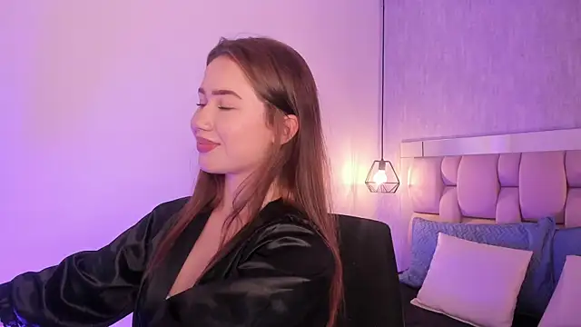 Snapshot of Roxie-Summers11 chatting on 01-27-25, 11:33 Roxie-Summers11 online show from 01-27-25, 11:33