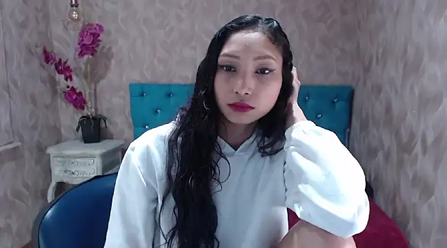 MadelineDoll online show from 03-13-25, 07:39