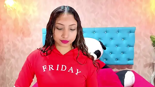 MadelineDoll online show from 04-15-26, 03:30