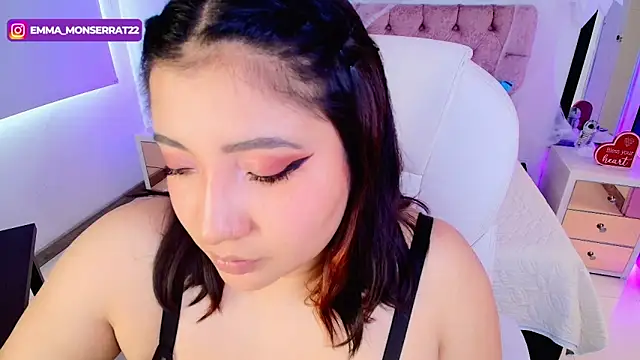 Snapshot of Emma_monserrat chatting on 10-29-25, 07:37 Emma monserrat online show from 10-29-25, 07:37