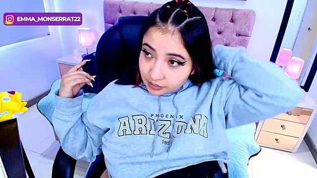 Snapshot of Emma_monserrat chatting on 12-05-25, 04:47 Emma monserrat online show from 12-05-25, 04:47