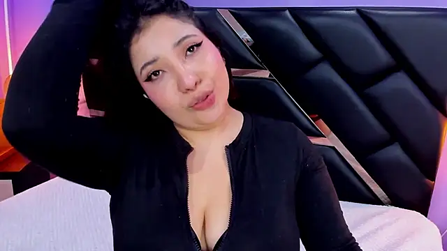 Emma monserrat online show from 07-02-26, 11:38