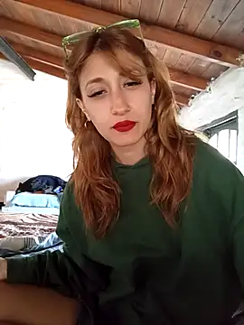 Snapshot of Viudanegraa chatting on 10-08-25, 01:31 Viudanegraa online show from 10-08-25, 01:31