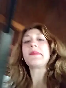 Snapshot of Viudanegraa chatting on 10-22-25, 12:27 Viudanegraa online show from 10-22-25, 12:27