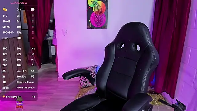 Snapshot of Sharon_hils chatting on 01-26-25, 12:48 Sharon hils online show from 01-26-25, 12:48