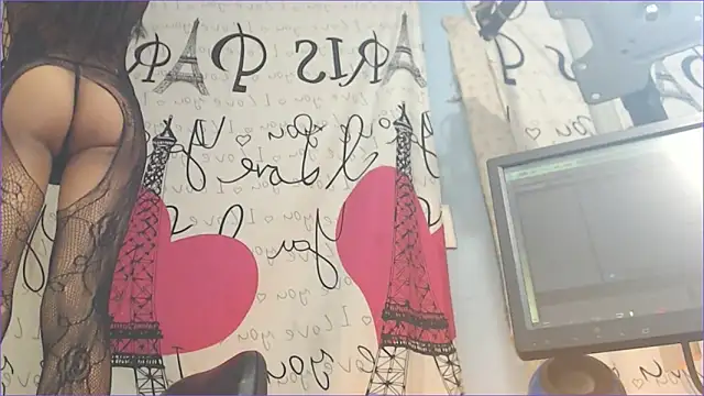 Snapshot of poison_girl21 chatting on 03-18-25, 02:37 poison girl21 online show from 03-18-25, 02:37