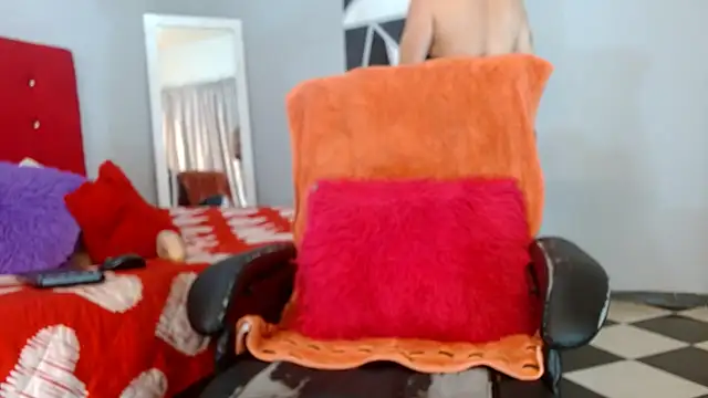 Snapshot of kattysex74 chatting on 01-21-25, 02:26 kattysex74 online show from 01-21-25, 02:26