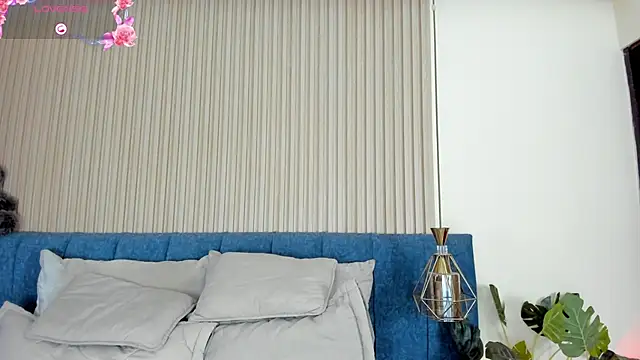 kathecute   online show from 04-16-26, 01:39