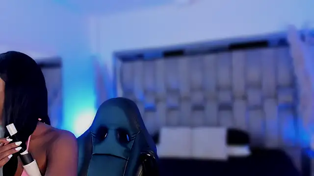 Snapshot of ChaynnaCooper chatting on 12-14-25, 09:08 ChaynnaCooper online show from 12-14-25, 09:08