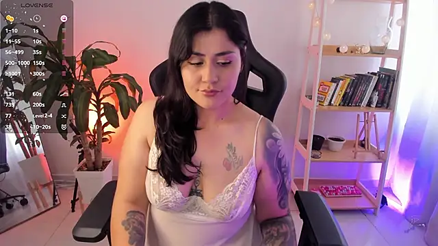 Snapshot of GretaX-X chatting on 02-08-26, 03:48 GretaX-X online show from 02-08-26, 03:48