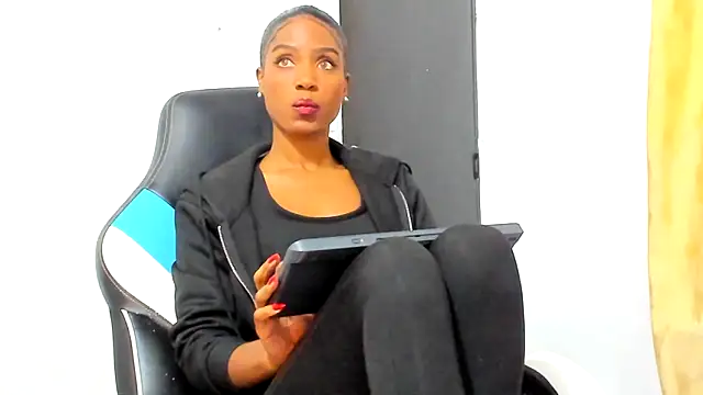 Kalua Brown online show from 03-27-26, 05:01