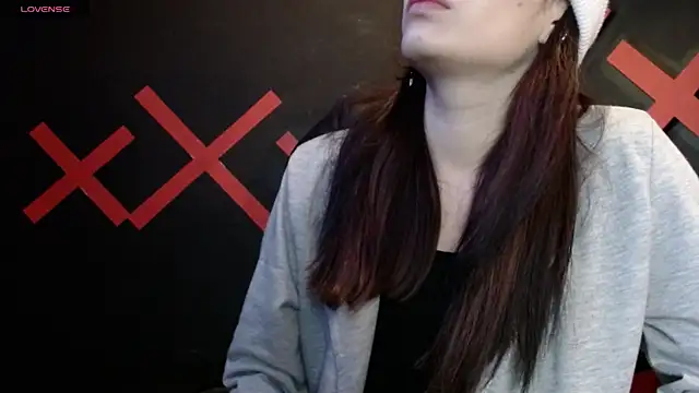  yuyi online show from 03-09-25, 11:14