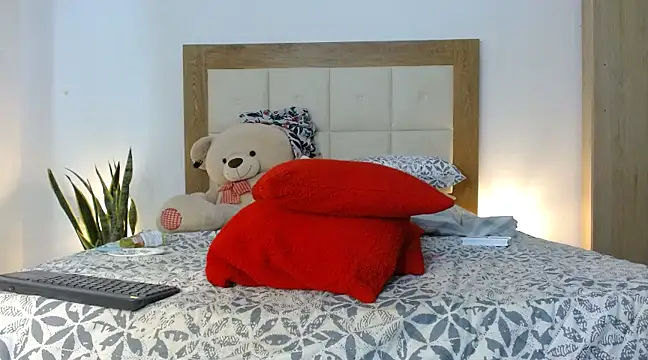 Snapshot of HELLEN_SWEET6 chatting on 02-15-25, 11:58 HELLEN SWEET6 online show from 02-15-25, 11:58