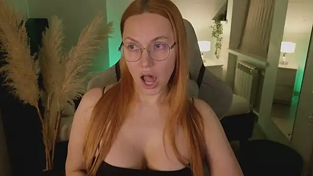 Love Call online show from 02-22-25, 05:34