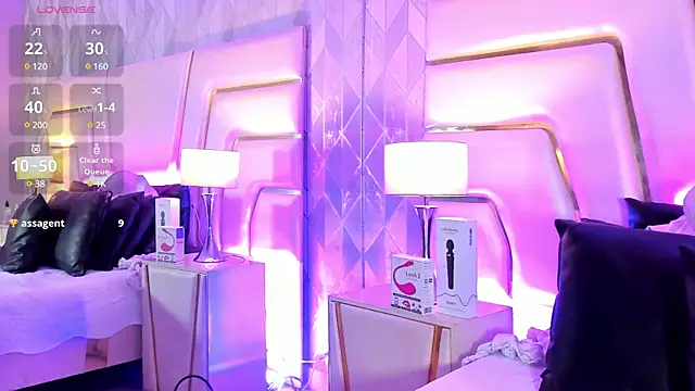 NaomyRivera online show from 03-04-25, 06:39