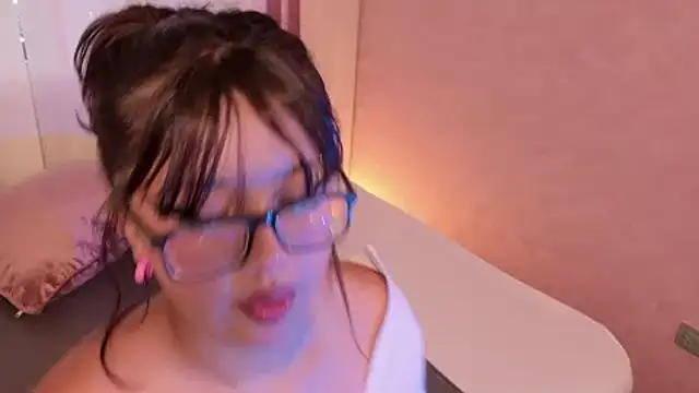 missy taylor  online show from 09-18-25, 08:33