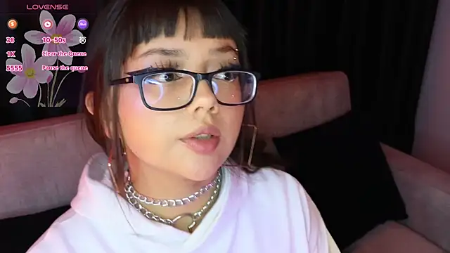 Snapshot of missy_taylor_ chatting on 02-24-26, 11:47 missy taylor online show from 02-24-26, 11:47