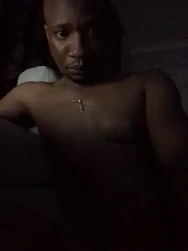 Snapshot of TheeRealShow chatting on 12-06-24, 12:34 TheeRealShow online show from 12-06-24, 12:34