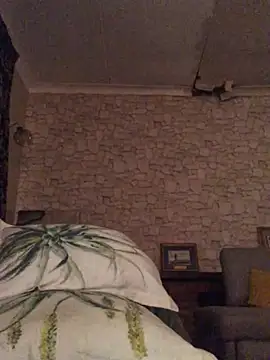 Snapshot of TheeRealShow chatting on 12-06-24, 02:38 TheeRealShow online show from 12-06-24, 02:38