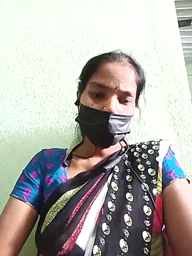 Snapshot of anusiya01 chatting on 02-19-25, 03:28 anusiya01 online show from 02-19-25, 03:28